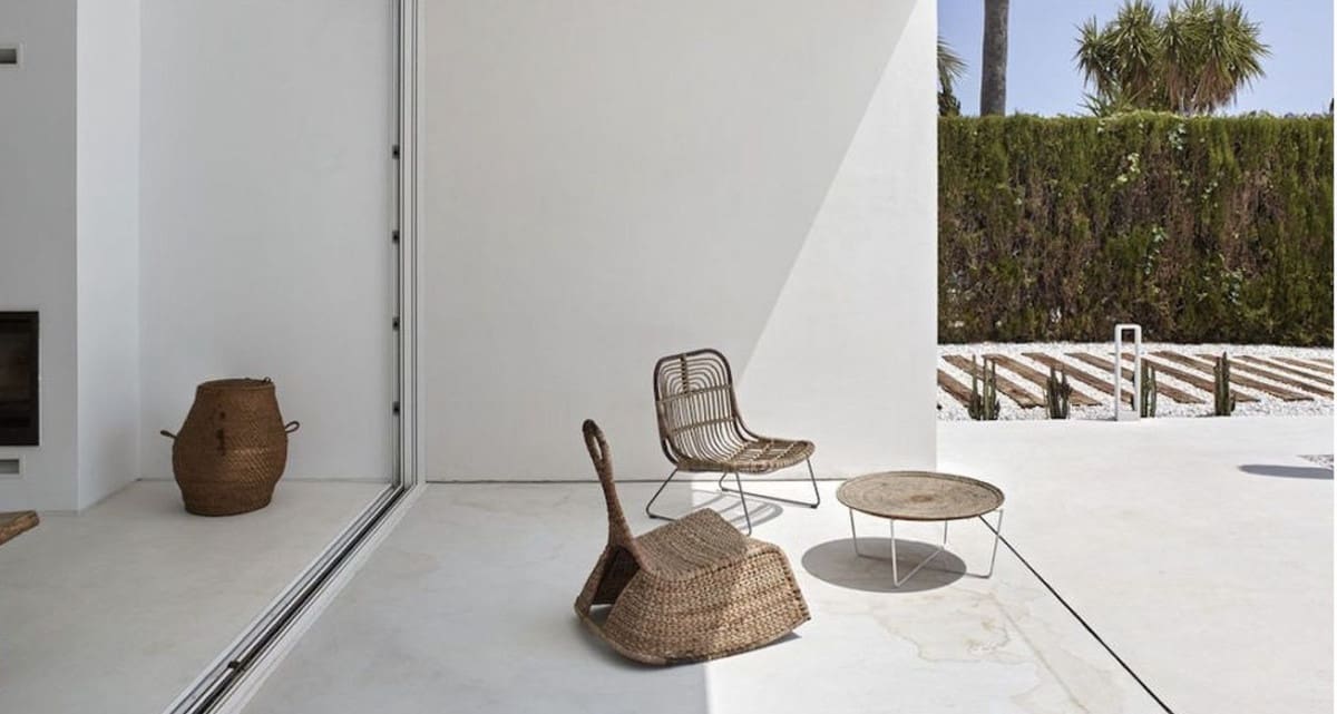 Chalet de 3 habitaciones en Estepona en venta con piscina garaje - 895.000 € (Ref: 8556081)