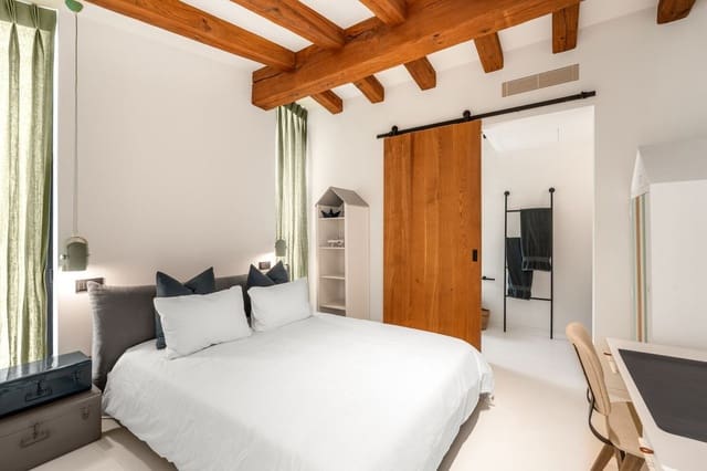 5 quarto Moradia para venda em Marbella com piscina garagem - 6 895 000 € (Ref: 8578854)