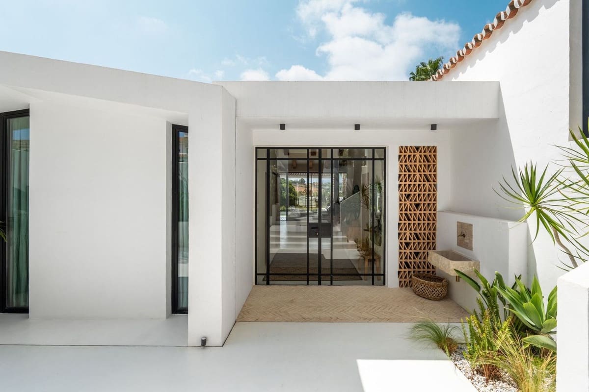 5 soverom Villa til salgs i Marbella med svømmebasseng garasje - € 6 895 000 (Ref: 8578854)