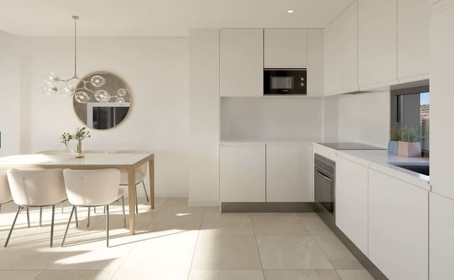 3 sypialnia Dom na sprzedaż w Manilva z basenem - 485 000 € (Ref: 8613952)