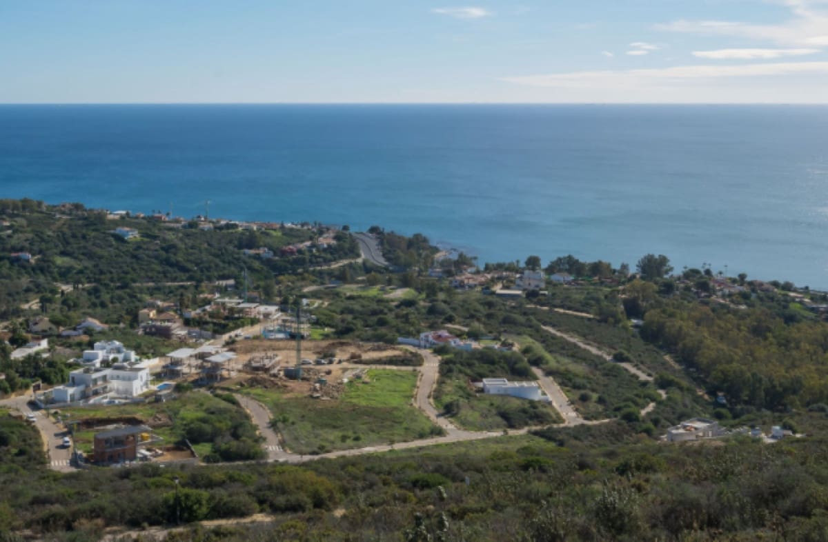 4 soveværelse Villa til salg i Sotogrande med swimmingpool garage - € 838.000 (Ref: 8623451)