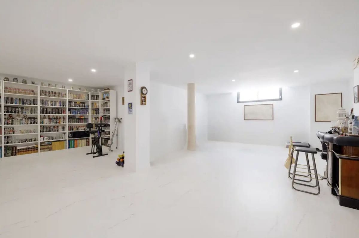 4 bedroom Villa for sale in Sotogrande with pool garage - € 838,000 (Ref: 8623451)