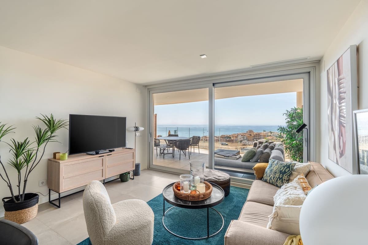 3 soveværelse Lejlighed til salg i Fuengirola med swimmingpool garage - € 670.000 (Ref: 8628290)