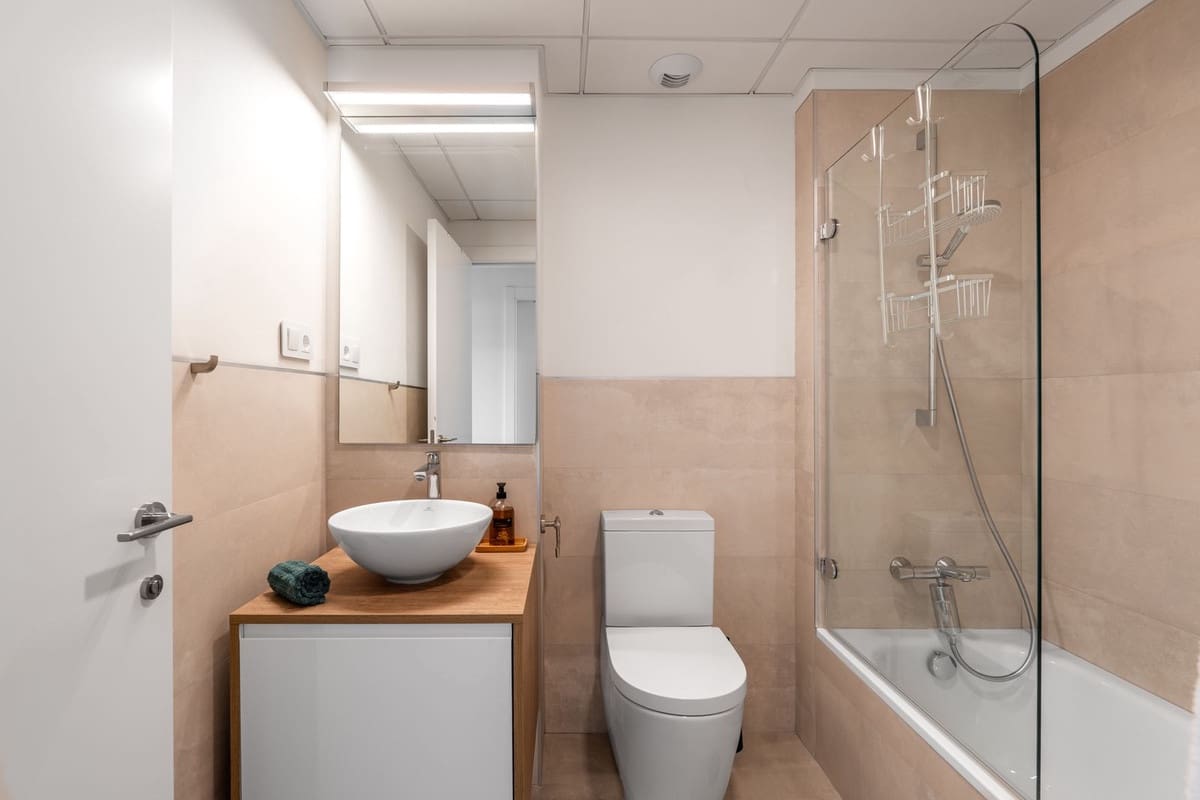Apartamento de 3 habitaciones en Fuengirola en venta con piscina garaje - 670.000 € (Ref: 8628290)
