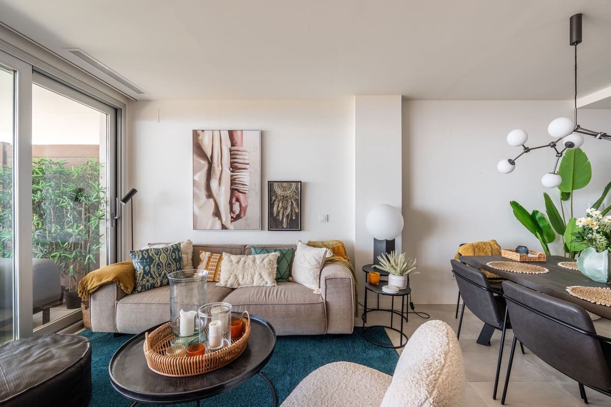 Apartamento de 3 habitaciones en Fuengirola en venta con piscina garaje - 670.000 € (Ref: 8628290)