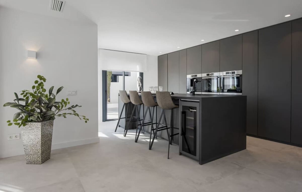 5 soveværelse Villa til salg i Los Flamingos med swimmingpool garage - € 3.495.000 (Ref: 8637543)