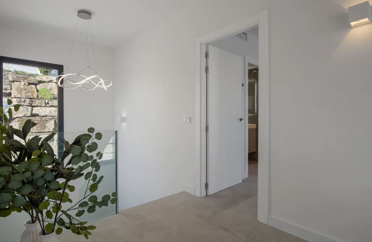 5 soveværelse Villa til salg i Los Flamingos med swimmingpool garage - € 3.495.000 (Ref: 8637543)