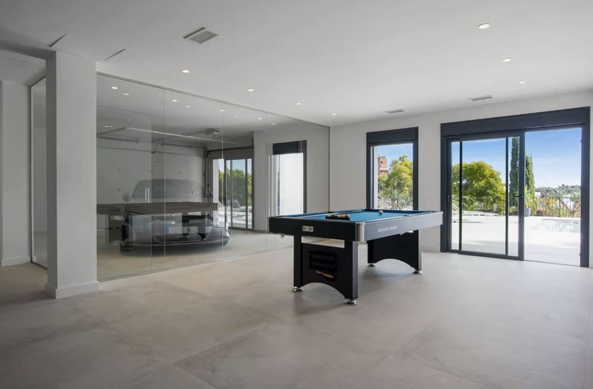 5 soveværelse Villa til salg i Los Flamingos med swimmingpool garage - € 3.495.000 (Ref: 8637543)