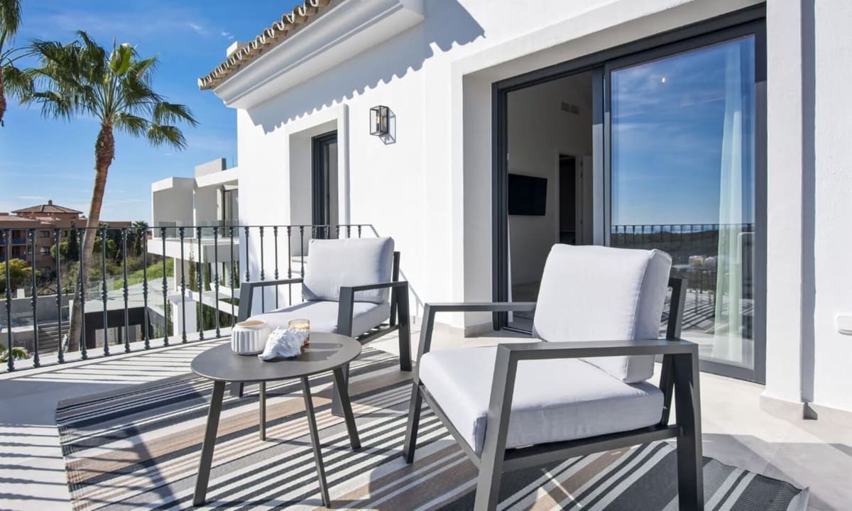 5 bedroom Villa for sale in Los Flamingos with pool garage - € 3,495,000 (Ref: 8637543)