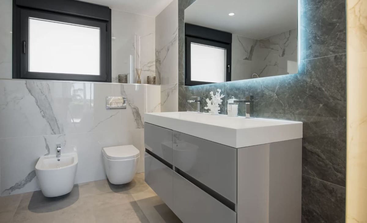 5 bedroom Villa for sale in Los Flamingos with pool garage - € 3,495,000 (Ref: 8637543)