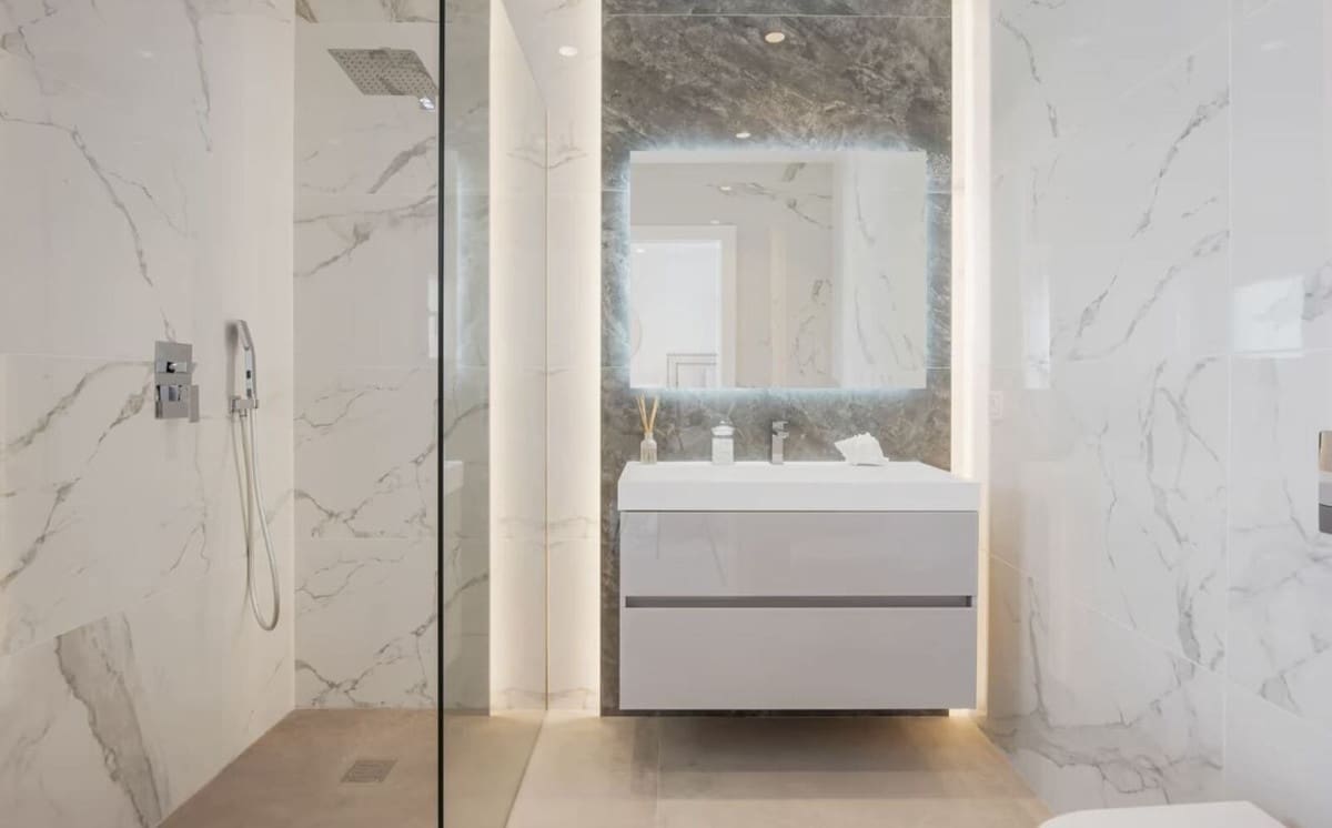 5 bedroom Villa for sale in Los Flamingos with pool garage - € 3,495,000 (Ref: 8637543)