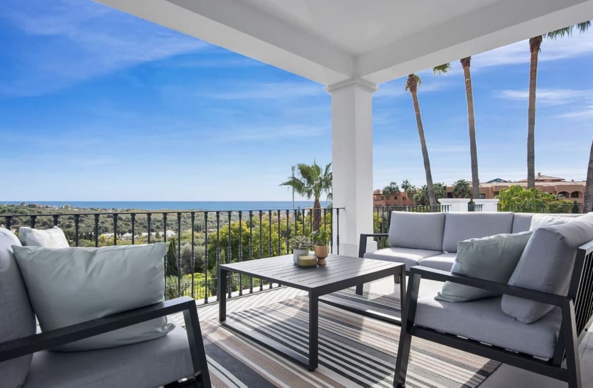 5 bedroom Villa for sale in Los Flamingos with pool garage - € 3,495,000 (Ref: 8637543)