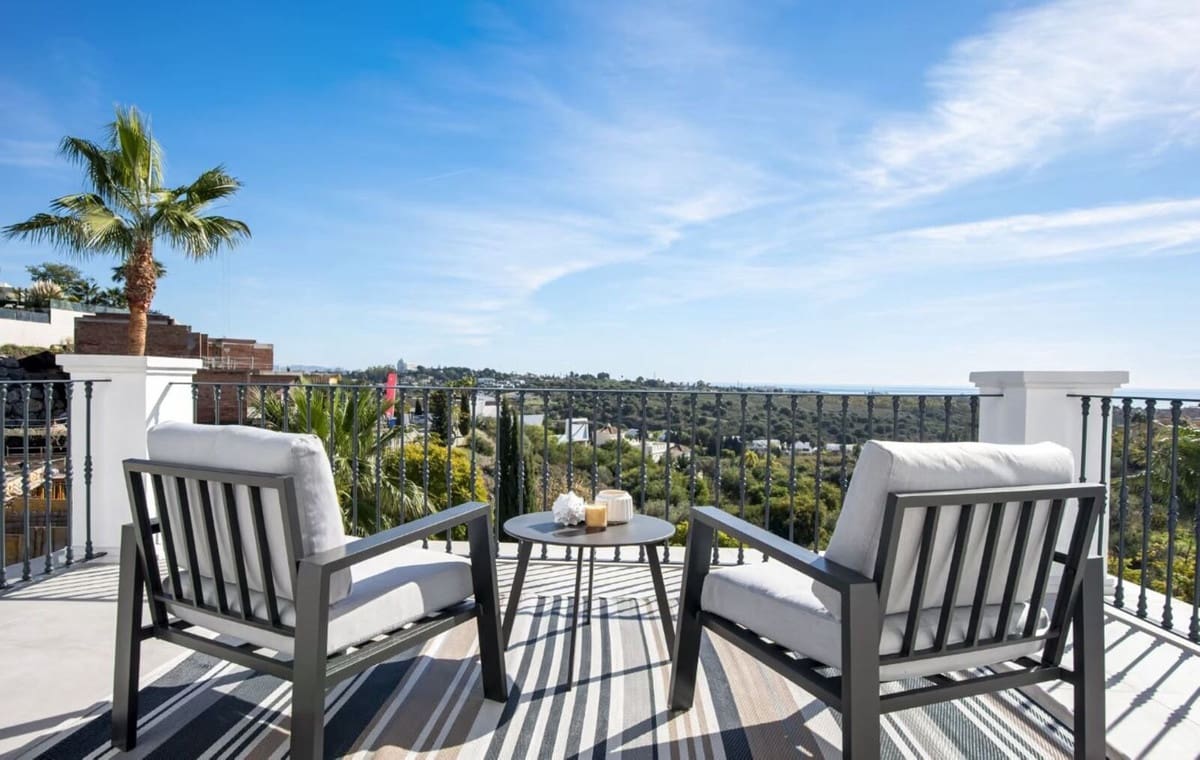 5 makuuhuone Huvila myytävänä paikassa Los Flamingos mukana uima-altaan 
autotalli - 3 495 000 € (Ref: 8637543)