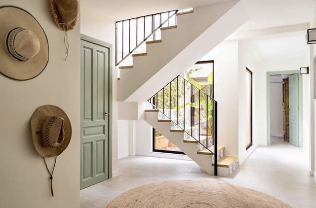 3 soveværelse Byhus til salg i San Pedro de Alcantara, Marbella med swimmingpool - € 875.000 (Ref: 8657820)