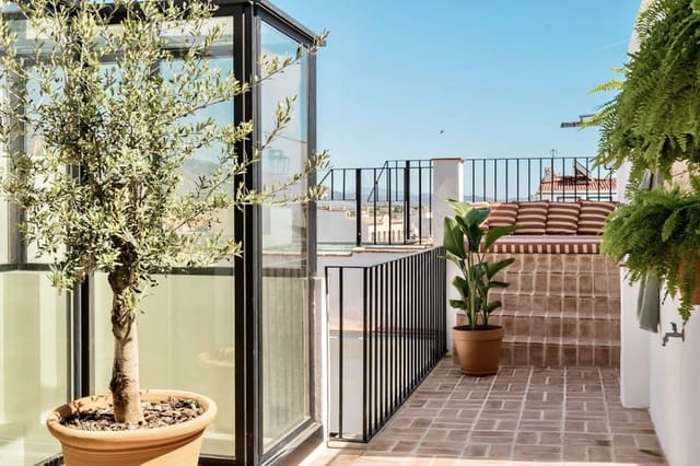 3 soverom Hus til salgs i San Pedro de Alcantara, Marbella med svømmebasseng - € 875 000 (Ref: 8657820)