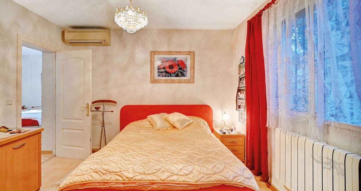 3 soverom Villa til salgs i Marbesa med garasje - € 1 190 000 (Ref: 8664570)