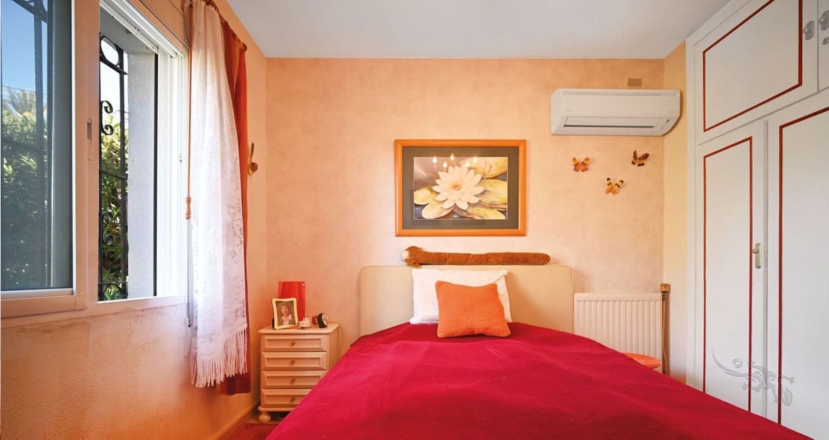 3 soverom Villa til salgs i Marbesa med garasje - € 1 190 000 (Ref: 8664570)