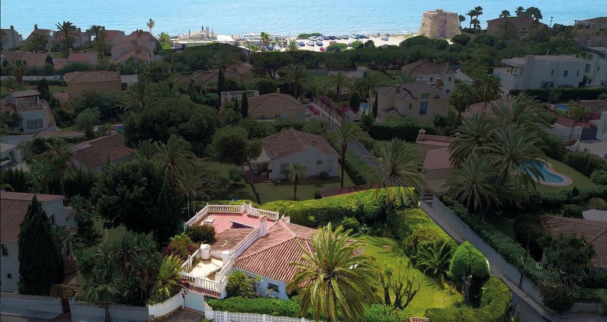 3 soverom Villa til salgs i Marbesa med garasje - € 1 190 000 (Ref: 8664570)