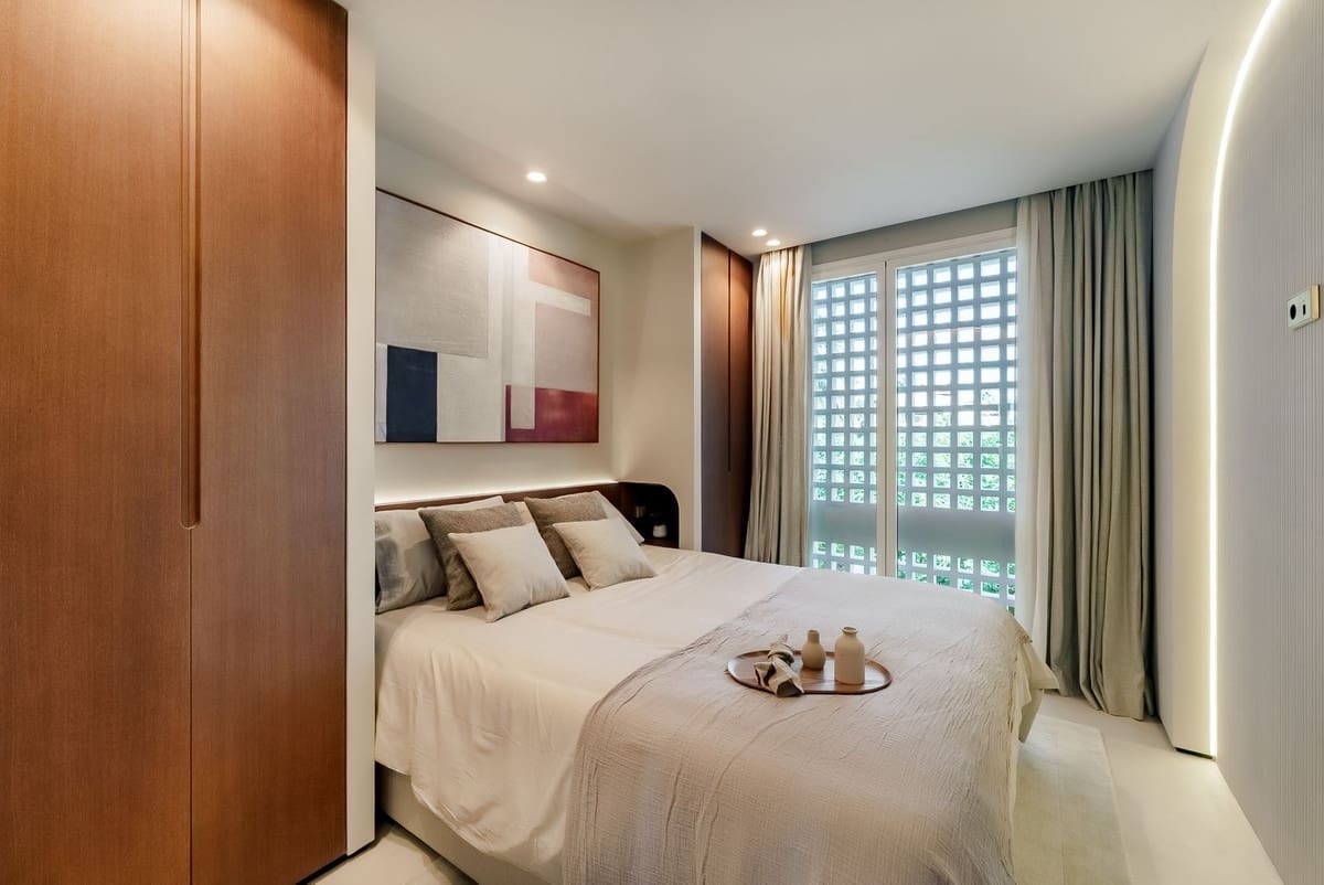 3 soverom Leilighet til salgs i Estepona med svømmebasseng garasje - € 2 495 000 (Ref: 8670888)