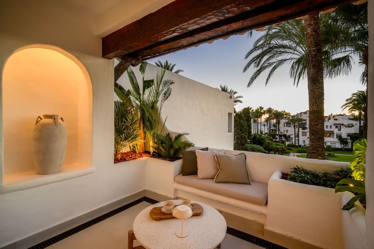 3 soverom Leilighet til salgs i Estepona med svømmebasseng garasje - € 2 495 000 (Ref: 8670888)