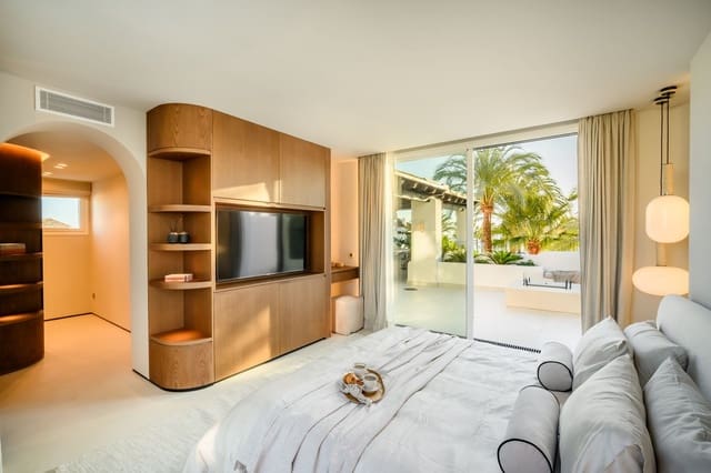 3 Zimmer Apartment zu verkaufen in Estepona mit Pool Garage - 2.495.000 € (Ref: 8670888)