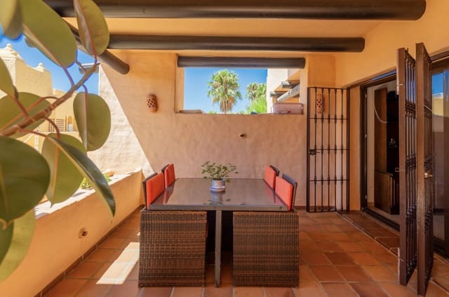 2 soveværelse Lejlighed til salg i La Duquesa / Puerto de la Duquesa, Manilva med swimmingpool - € 299.000 (Ref: 8678266)