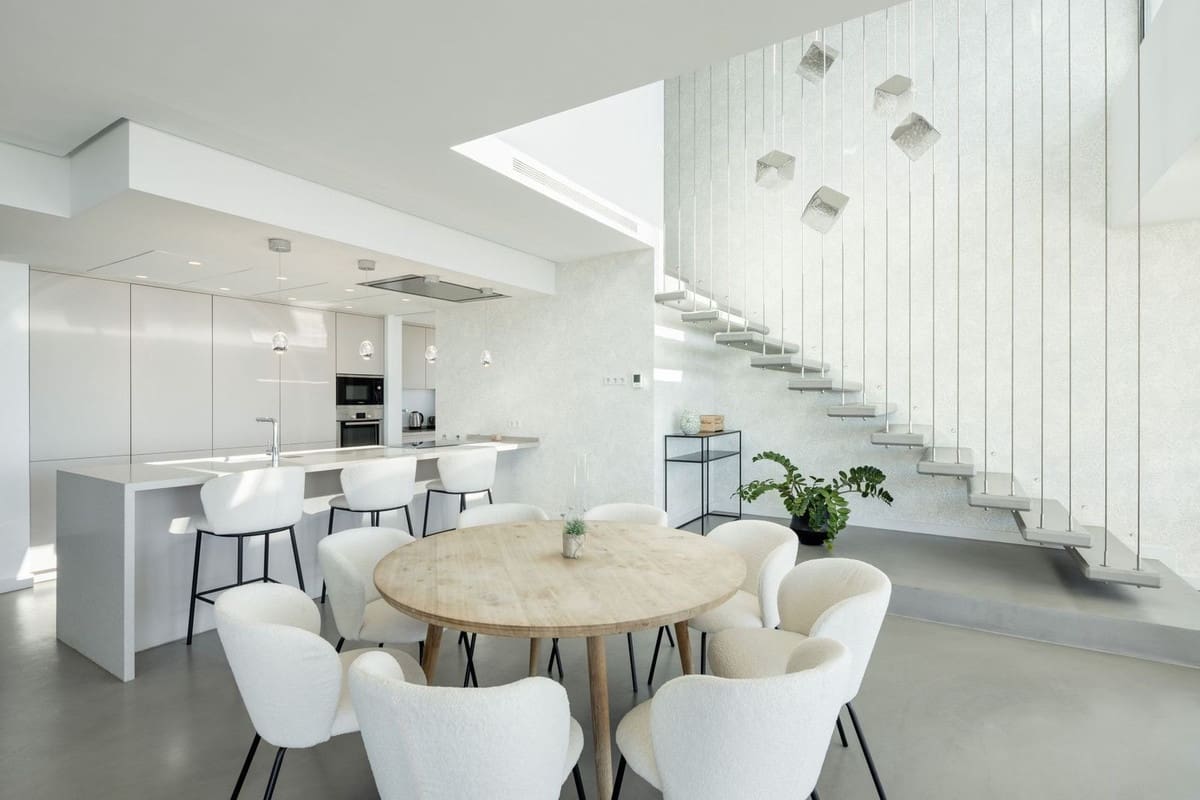 4 soverom Villa til salgs i La Quinta med svømmebasseng garasje - € 3 995 000 (Ref: 8690263)