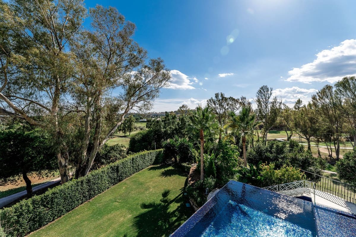 6 bedroom Villa for sale in Nueva Andalucia with pool garage - € 7,500,000 (Ref: 8690265)