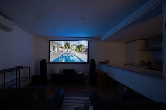 Chalet de 5 habitaciones en La Sierrezuela, Mijas en venta con piscina garaje - 790.000 € (Ref: 8693263)