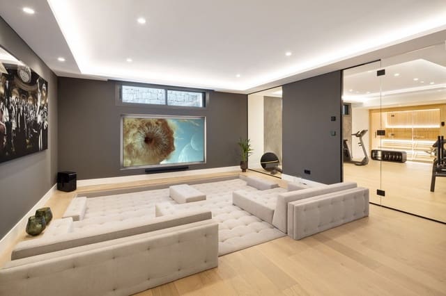 5 chambre Villa/Maison à vendre à Nueva Andalucia, Marbella avec piscine - 6 900 000 € (Ref: 8695835)