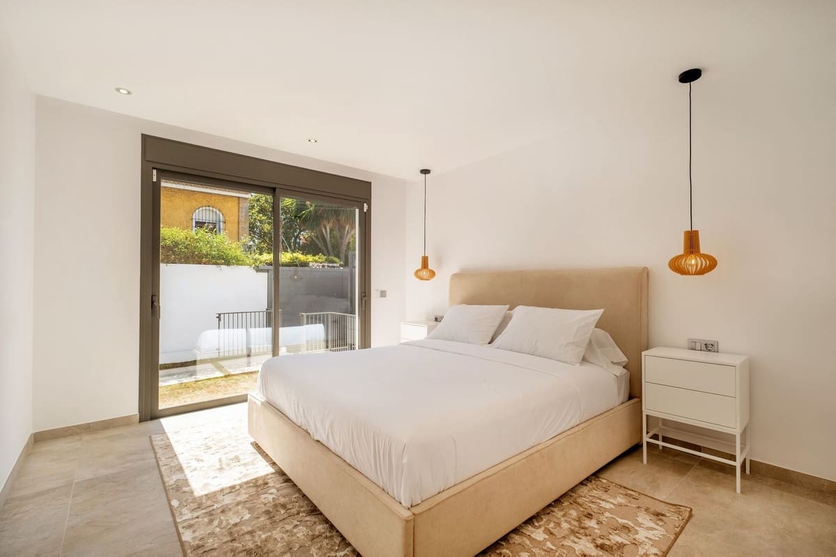 5 soveværelse Villa til salg i Marbella med swimmingpool garage - € 2.550.000 (Ref: 8760403)