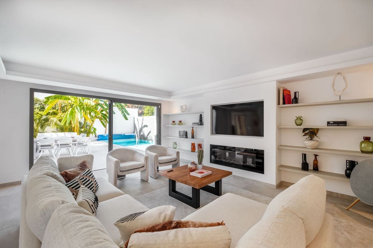 5 soveværelse Villa til salg i Marbella med swimmingpool garage - € 2.550.000 (Ref: 8760403)