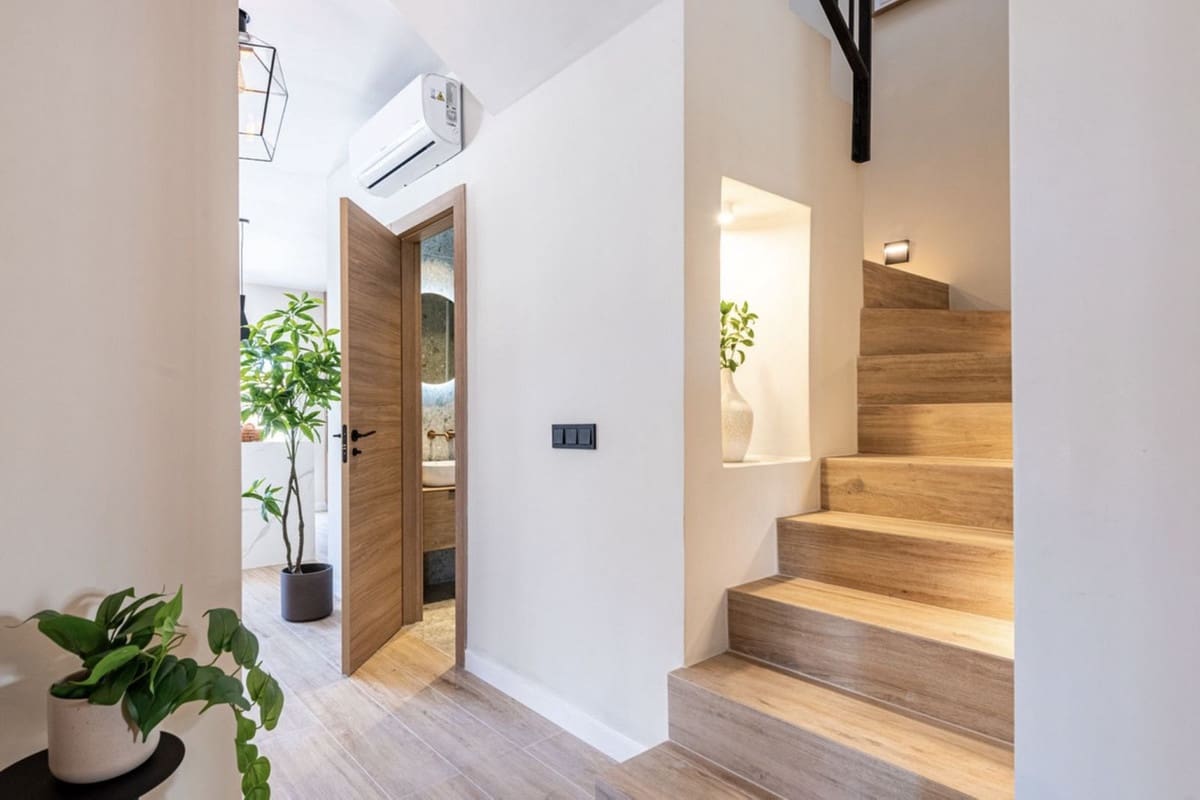 4 sypialnia Dom na sprzedaż w Puerto Banus z basenem garażem - 895 000 € (Ref: 8765704)