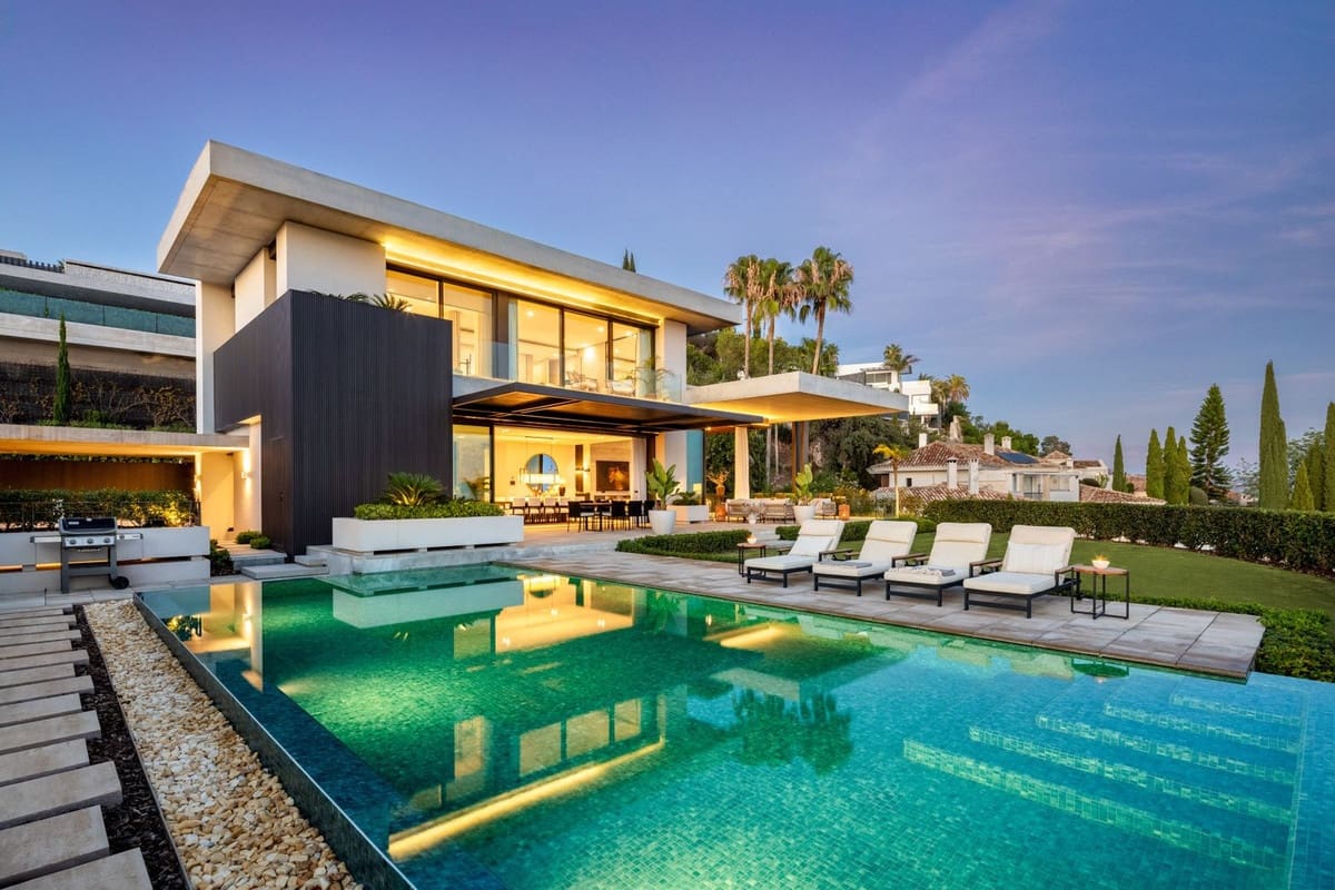 6 sypialnia Willa na sprzedaż w La Quinta z basenem garażem - 7 850 000 € (Ref: 8769251)