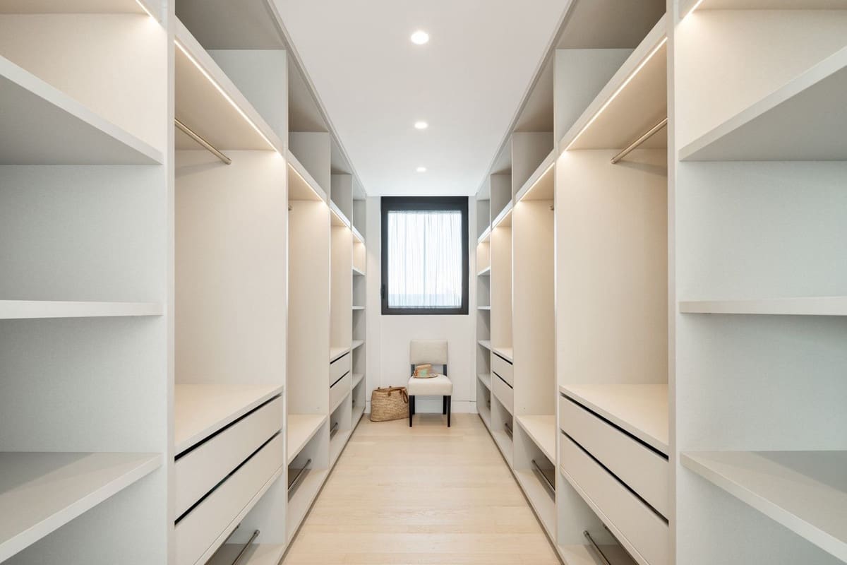 6 sypialnia Willa na sprzedaż w La Quinta z basenem garażem - 7 850 000 € (Ref: 8769251)