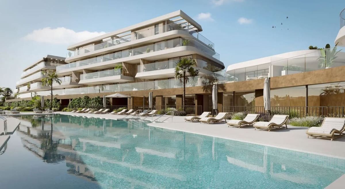 3 bedroom Apartment for sale in Estepona with pool garage - € 671,000 (Ref: 8769382)