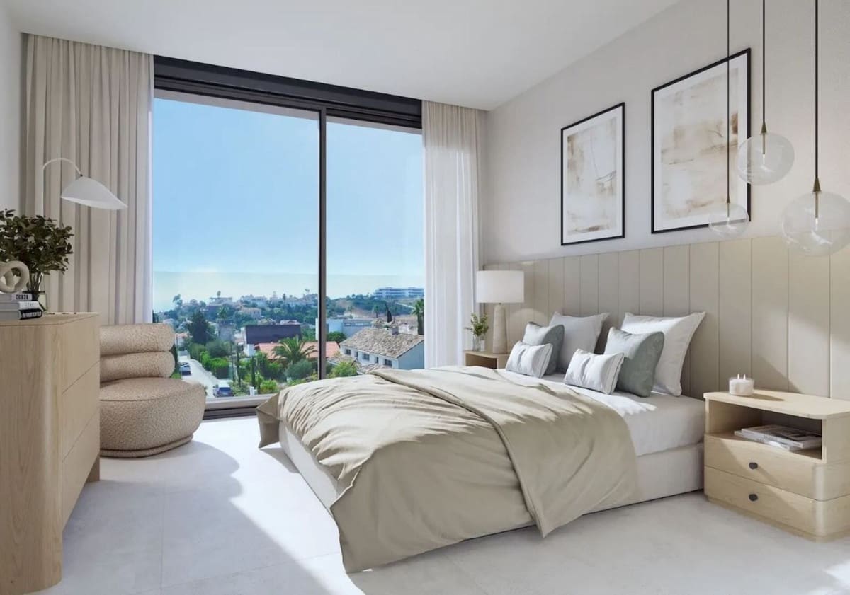 2 bedroom Apartment for sale in Estepona with pool garage - € 515,000 (Ref: 8769383)