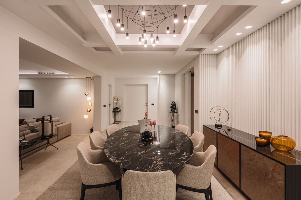 4 soveværelse Villa til salg i El Rosario med swimmingpool garage - € 3.500.000 (Ref: 8777494)