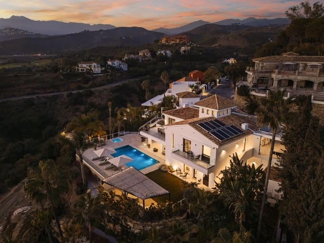 4 chambre Villa/Maison à vendre à El Rosario, Marbella avec piscine garage - 3 500 000 € (Ref: 8777494)