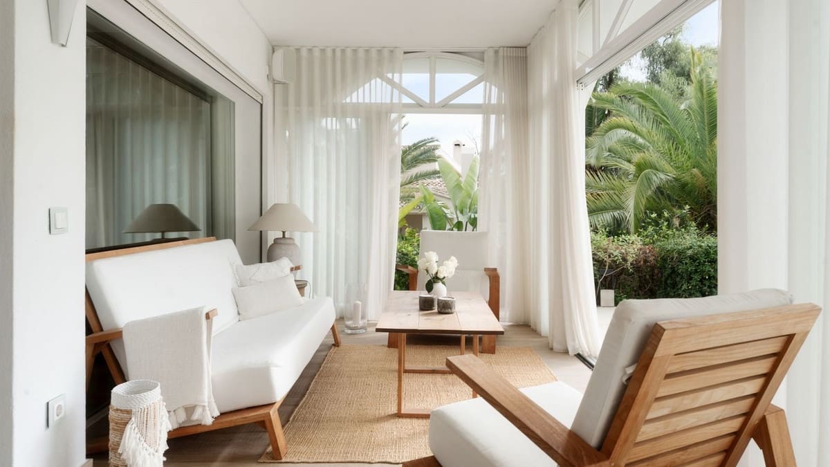 3 bedroom Villa for sale in Elviria with pool garage - € 1,750,000 (Ref: 8780565)