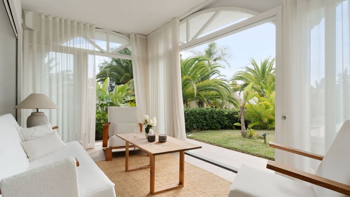 3 bedroom Villa for sale in Elviria with pool garage - € 1,750,000 (Ref: 8780565)