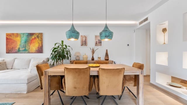 3 soverom Villa til salgs i Elviria, Marbella med svømmebasseng garasje - € 1 750 000 (Ref: 8780565)