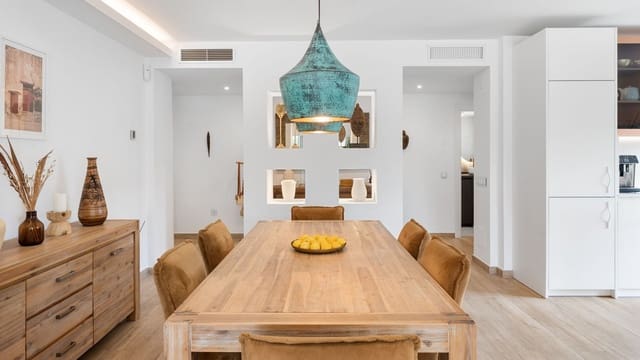 3 soverom Villa til salgs i Elviria, Marbella med svømmebasseng garasje - € 1 750 000 (Ref: 8780565)