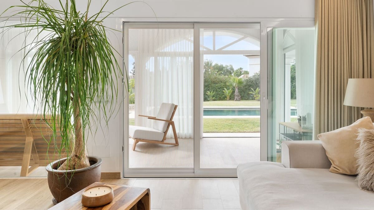 3 bedroom Villa for sale in Elviria with pool garage - € 1,750,000 (Ref: 8780565)