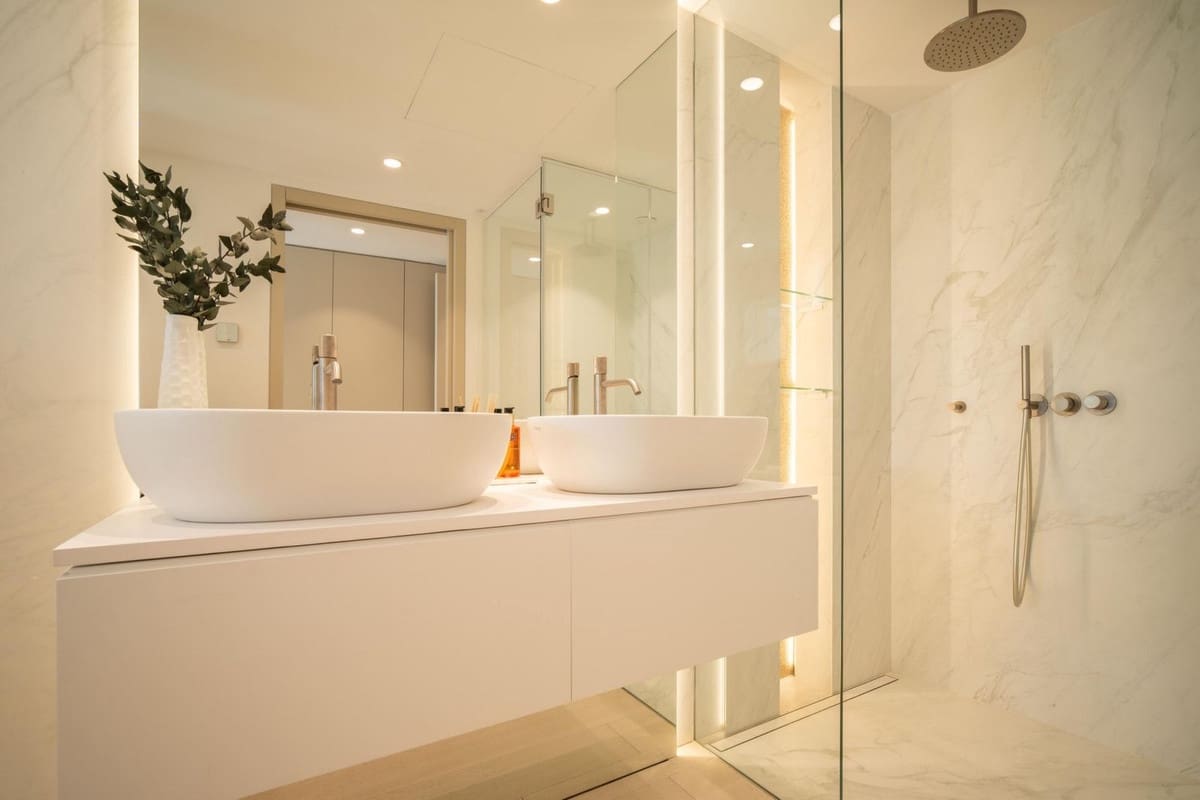 3 bedroom Apartment for sale in Golden Mile with pool garage - € 4,250,000 (Ref: 8785521)