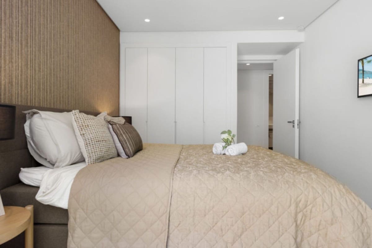 3 bedroom Apartment for sale in Marbella with pool garage - € 1,375,000 (Ref: 8790215)