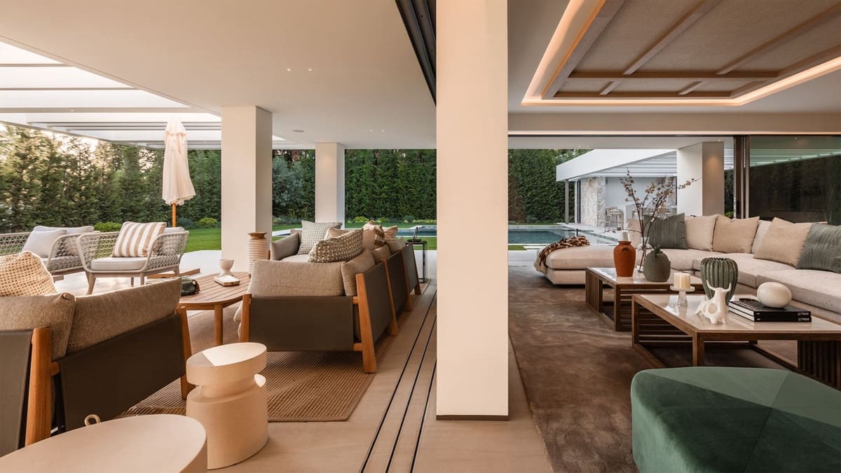 Chalet de 5 habitaciones en Nueva Andalucia en venta con piscina garaje - 5.750.000 € (Ref: 8796388)