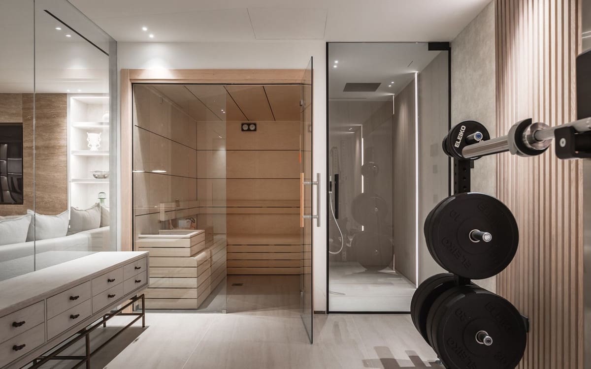 Chalet de 5 habitaciones en Nueva Andalucia en venta con piscina garaje - 5.750.000 € (Ref: 8796388)