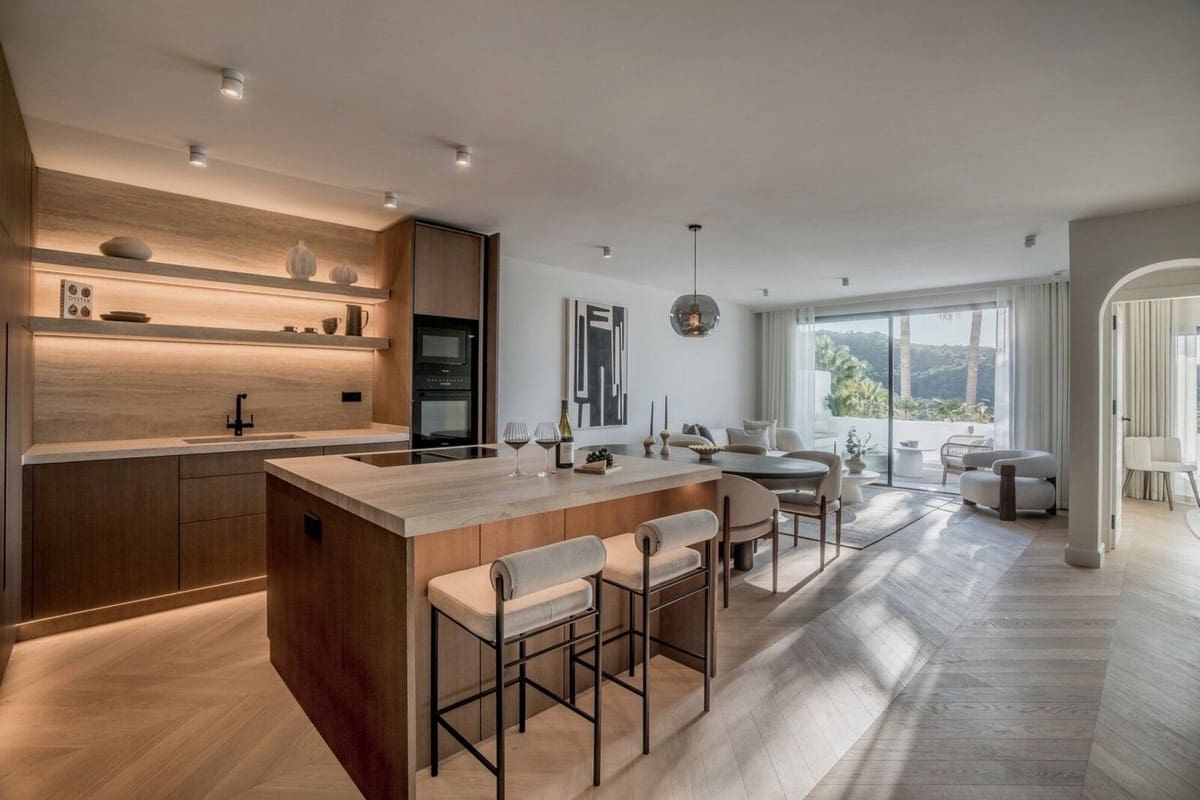 4 soverom Leilighet til salgs i La Quinta med svømmebasseng garasje - € 1 895 000 (Ref: 8796389)