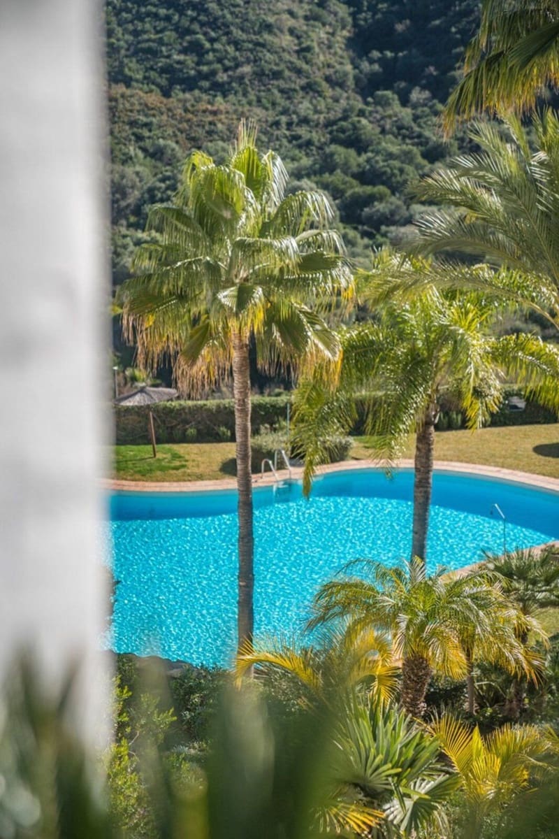 4 soverom Leilighet til salgs i La Quinta med svømmebasseng garasje - € 1 895 000 (Ref: 8796389)